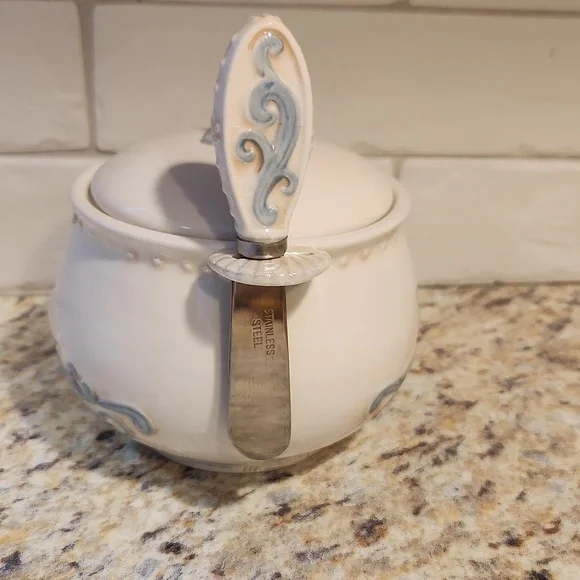 Coastal Seashell Covered Dish With Spreader - Picture 2 of 10